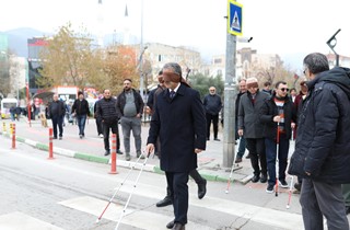 Gemlik’te Görme Engelliler İçin Farkındalık Etkinliği Düzenlendi